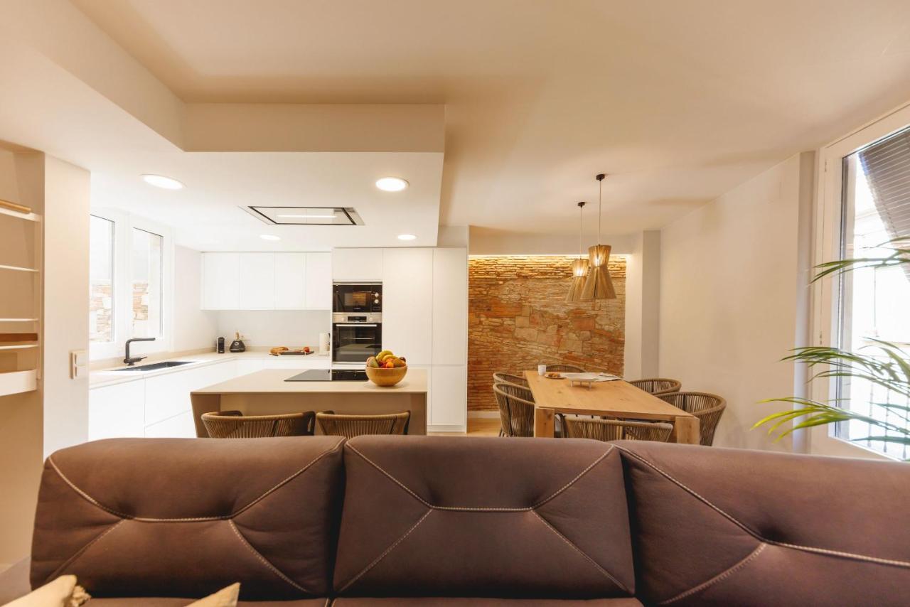 Bravissimo Cort Reial Duplex, Spacious With 3 Bedrooms Girona Esterno foto
