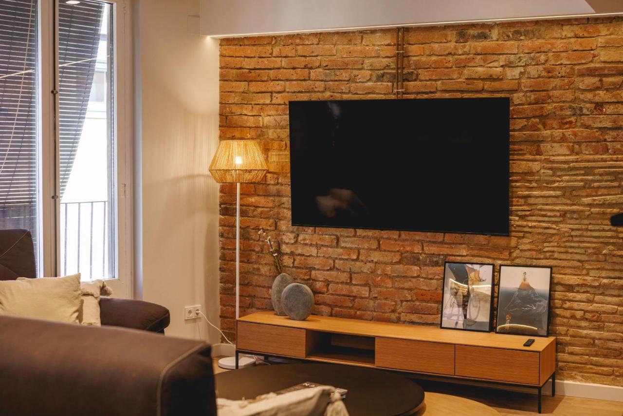 Bravissimo Cort Reial Duplex, Spacious With 3 Bedrooms Girona Esterno foto