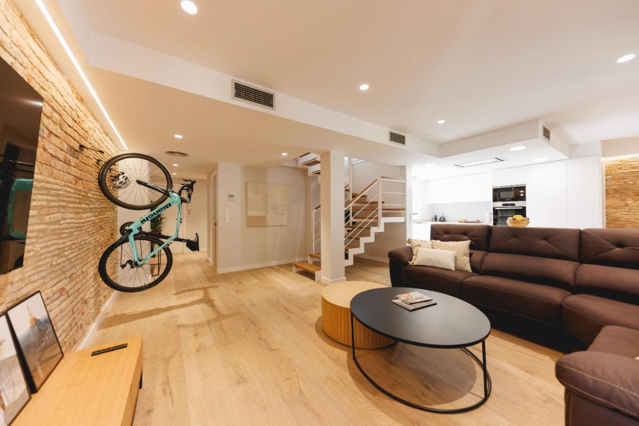 Bravissimo Cort Reial Duplex, Spacious With 3 Bedrooms Girona Esterno foto