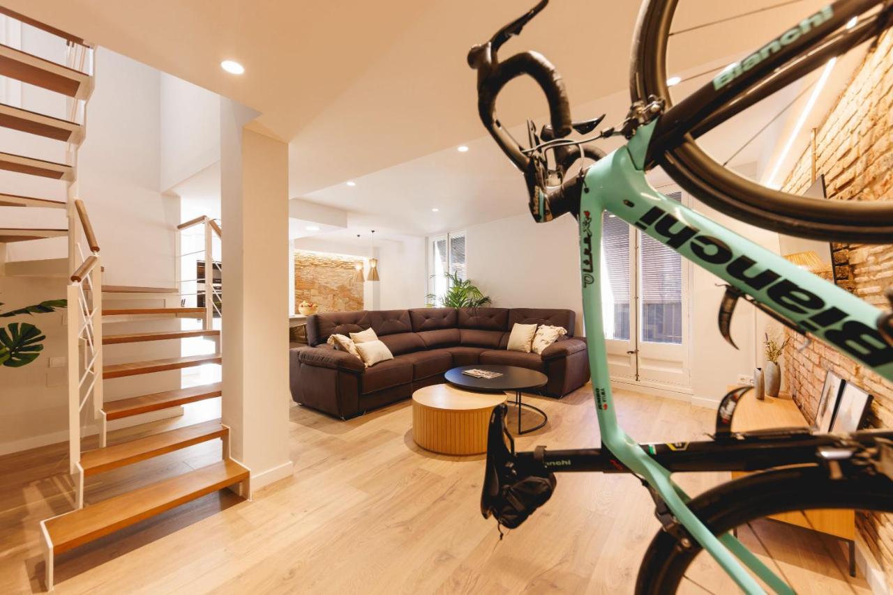 Bravissimo Cort Reial Duplex, Spacious With 3 Bedrooms Girona Esterno foto