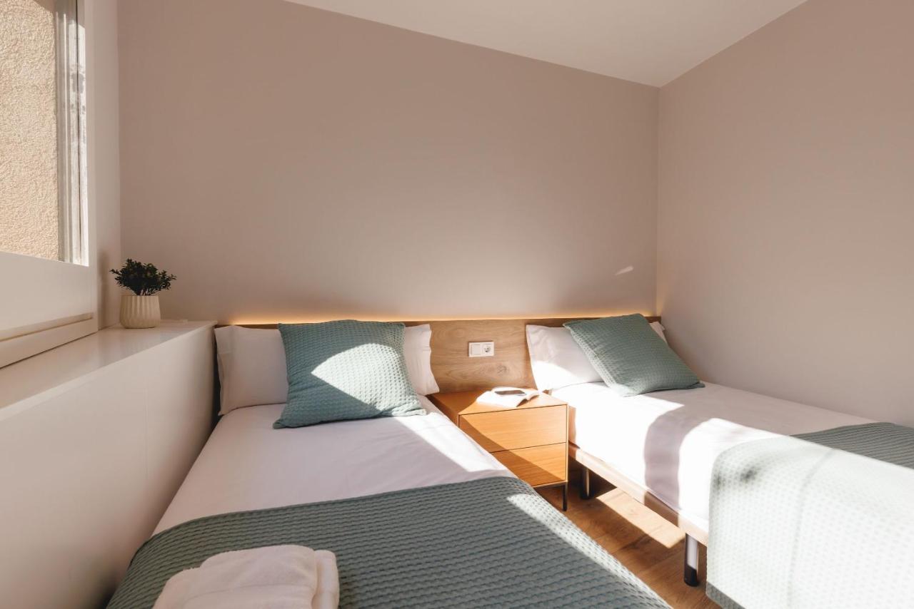 Bravissimo Cort Reial Duplex, Spacious With 3 Bedrooms Girona Esterno foto