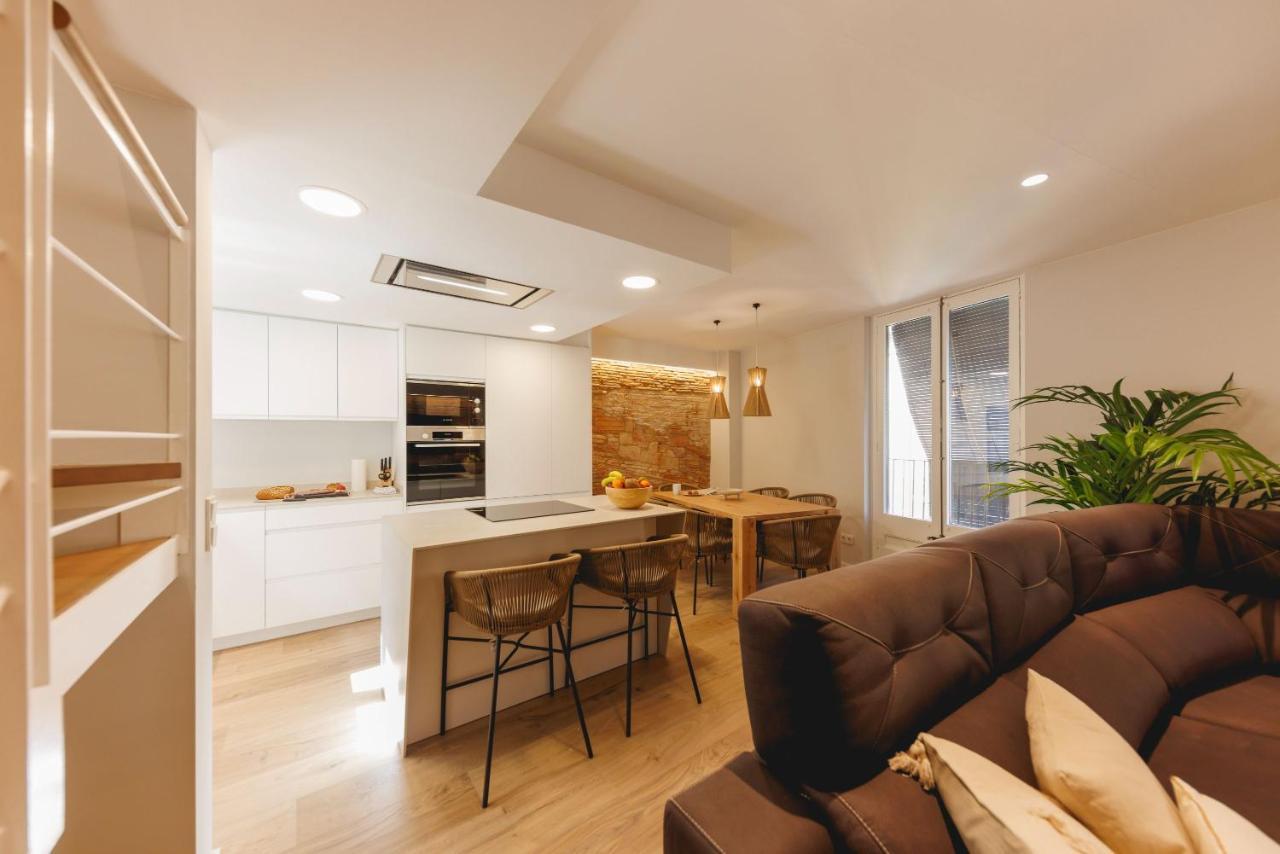Bravissimo Cort Reial Duplex, Spacious With 3 Bedrooms Girona Esterno foto