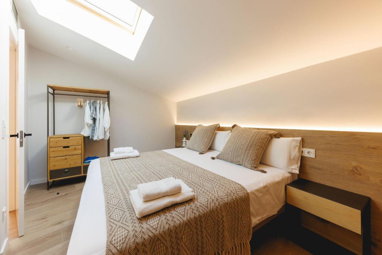 Bravissimo Cort Reial Duplex, Spacious With 3 Bedrooms Girona Esterno foto