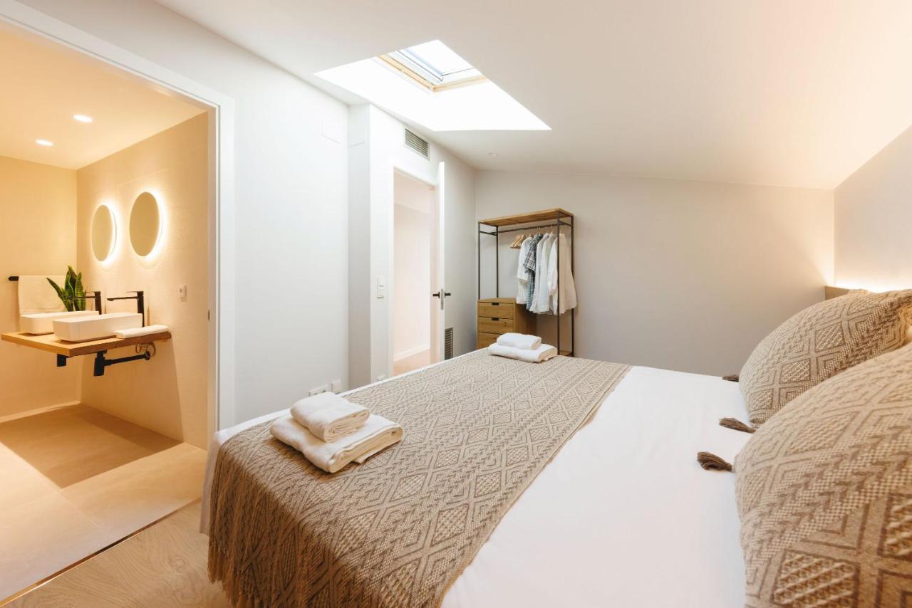 Bravissimo Cort Reial Duplex, Spacious With 3 Bedrooms Girona Esterno foto